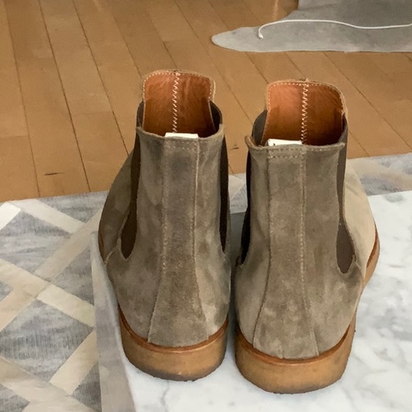 Common Projects Suede Chelsea boot Waxed Olive - Picture 5 of 8